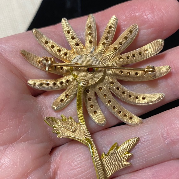 Vintage Capri Yellow and Orange Floral rhinestone Brooch - Picture 7 of 10